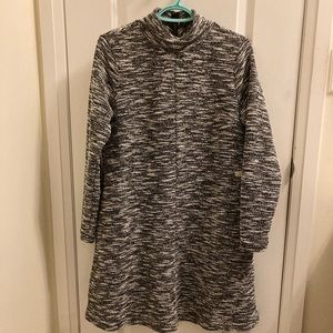 Turtle neck dress with pockets